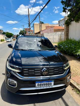 VOLKSWAGEN T-CROSS 1.4 250 TSI TOTAL FLEX HIGHLINE AUTOMÁTICO VOLKSWAGEN T-CROSS 1.4 250 TSI TOTAL FLEX HIGHLINE AUTOMÁTICO